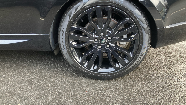 Land Rover Range Rover Sport 3.0 D300 HSE Silver 5dr Auto Diesel Estate